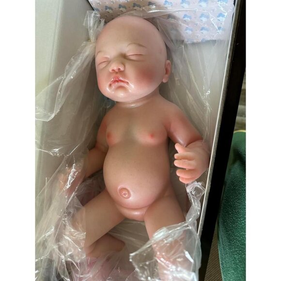 🆕18Inch Realistic Full Body Silicone Closed Eyes and Mouth Newborn Baby Girl - Picture 3 of 10